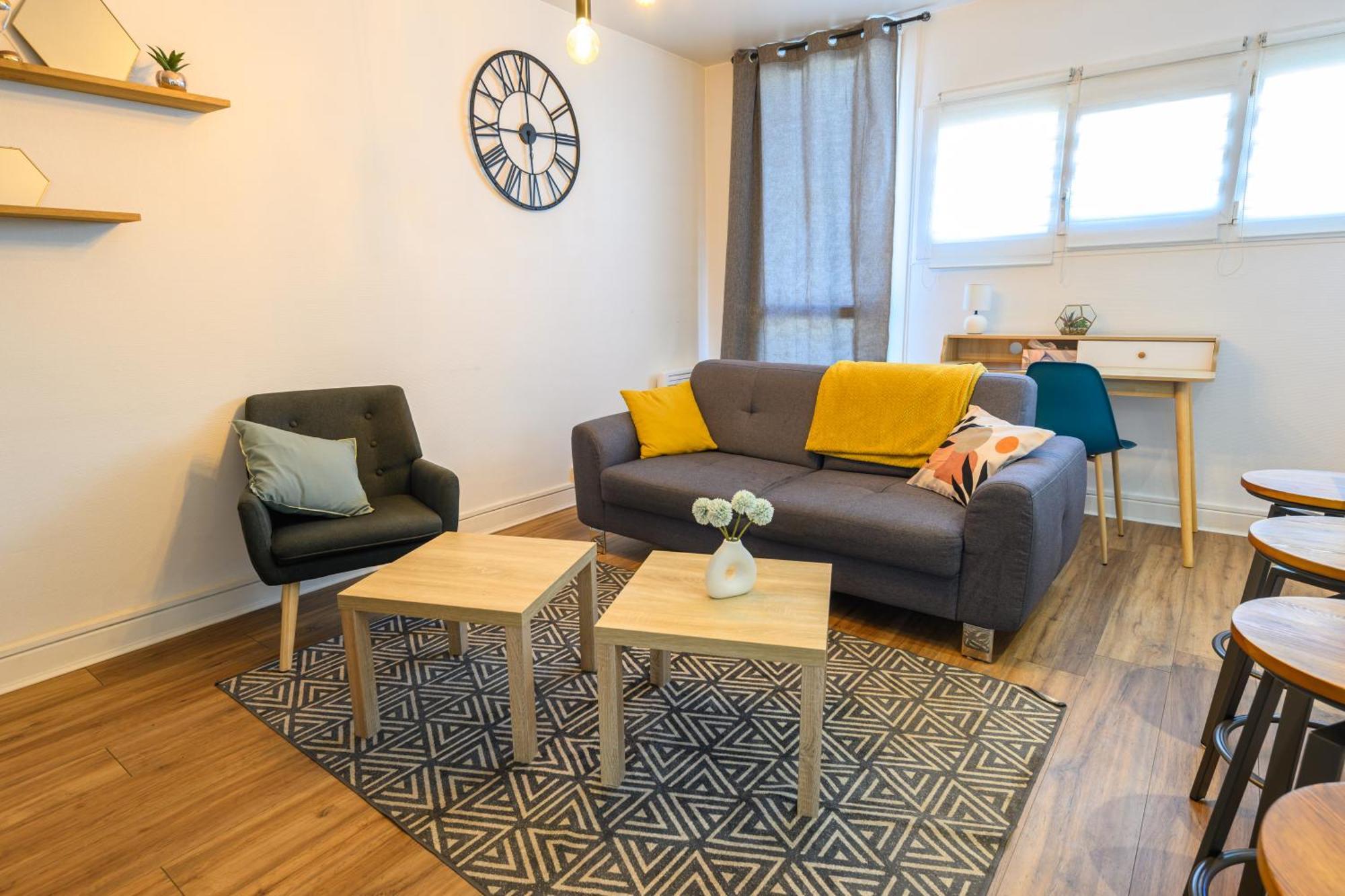 Grand Appartement Avec Balcon Hyper - Centre Tarbes Kültér fotó